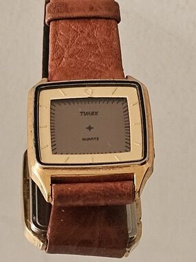Vintage Timex L Cell Illusion Square Quartz Watch with Brown Leather Strap